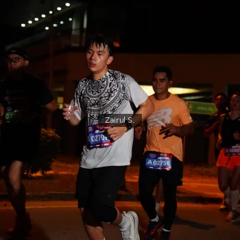 Runner Photo 3707014