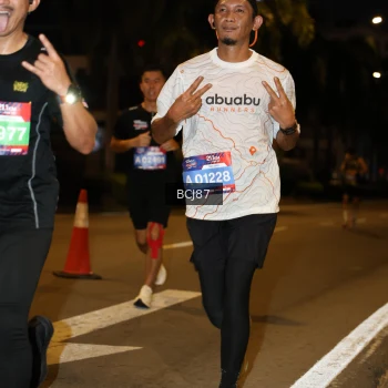 Runner Photo 3707036