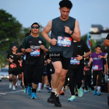 Runner Photo 3707056