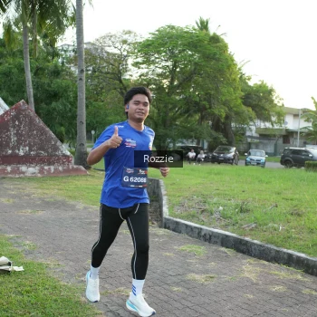 Runner Photo 3707081