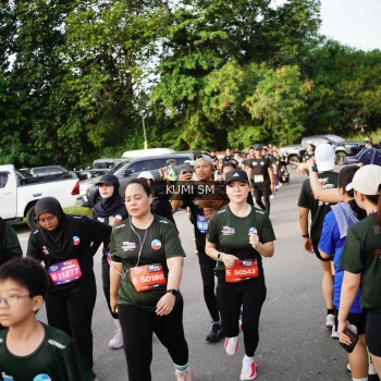 Runner Photo 3707143