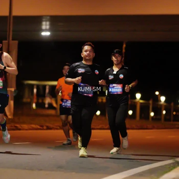 Runner Photo 3707172
