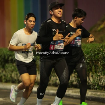 Runner Photo 3707182