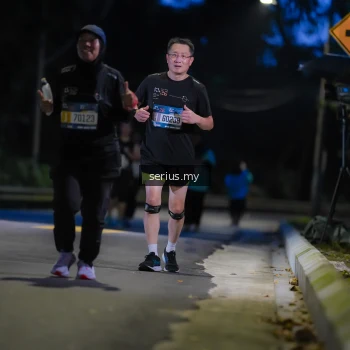 Runner Photo 3707183