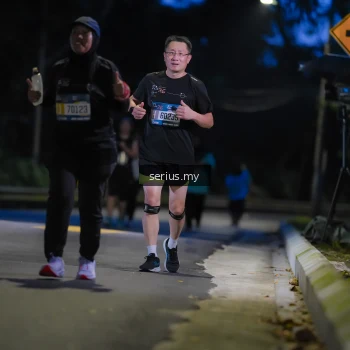Runner Photo 3707184