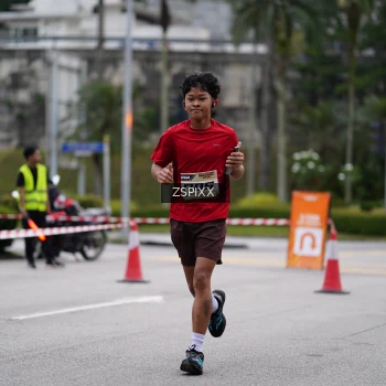 Runner Photo 3707185