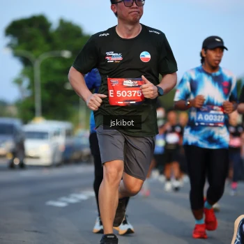 Runner Photo 3707218