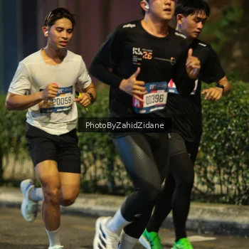 Runner Photo 3707219