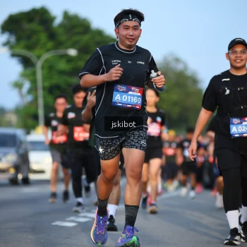 Runner Photo 3707306