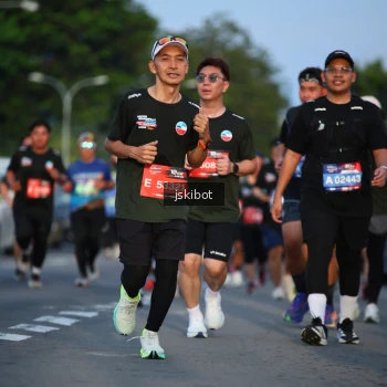 Runner Photo 3707346