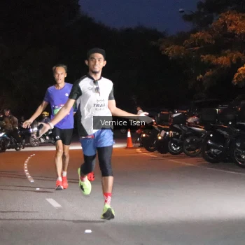 Runner Photo 3707349