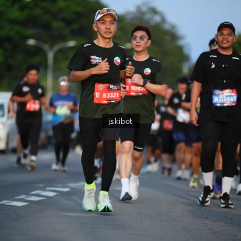 Runner Photo 3707364
