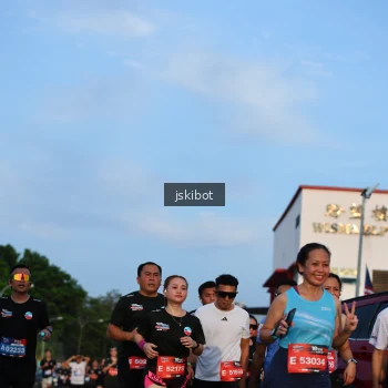 Runner Photo 3707451