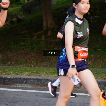 Runner Photo 3707456