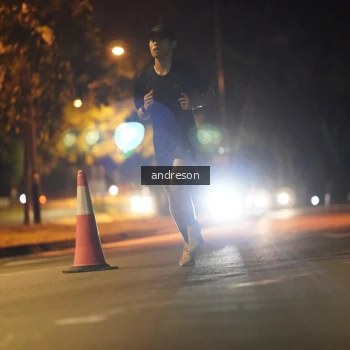 Runner Photo 3707492