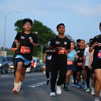 Runner Photo 3707497
