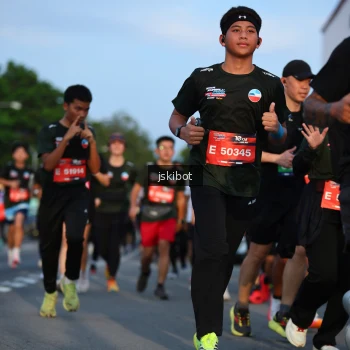 Runner Photo 3707503