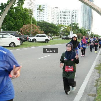 Runner Photo 3707512