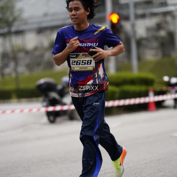 Runner Photo 3707546