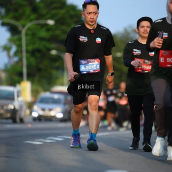 Runner Photo 3707553