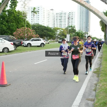 Runner Photo 3707581