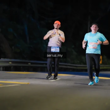 Runner Photo 3707590