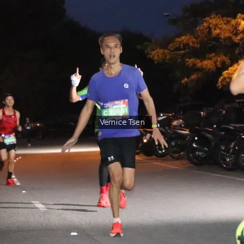 Runner Photo 3707600