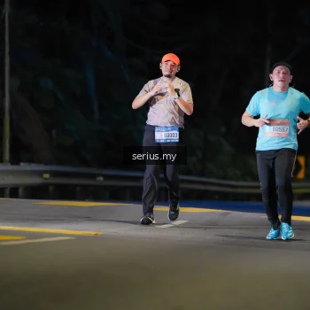 Runner Photo 3707611