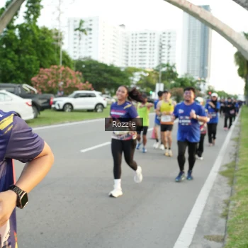 Runner Photo 3707633