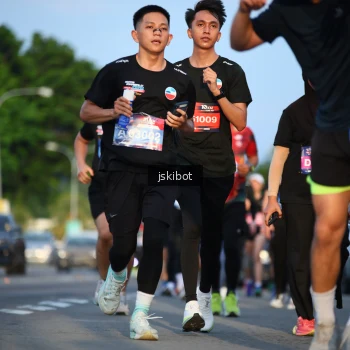 Runner Photo 3707650