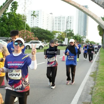 Runner Photo 3707658