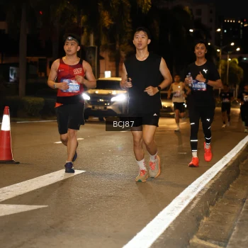 Runner Photo 3707702