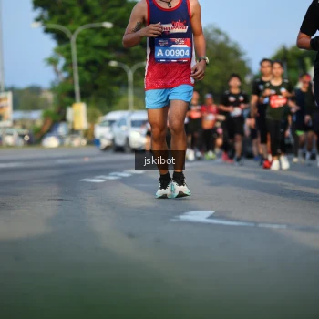Runner Photo 3707771