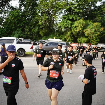 Runner Photo 3707778