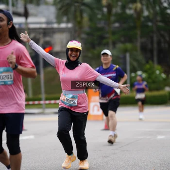 Runner Photo 3707801