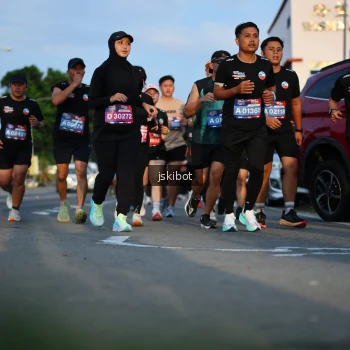 Runner Photo 3707867