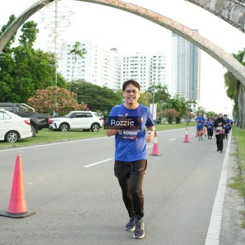 Runner Photo 3707881