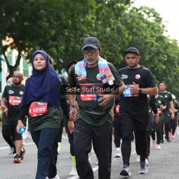 Runner Photo 3707884
