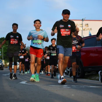 Runner Photo 3707925