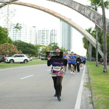 Runner Photo 3707927
