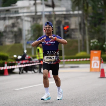 Runner Photo 3707933