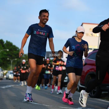 Runner Photo 3707963