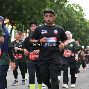 Runner Photo 3707969