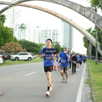 Runner Photo 3707979