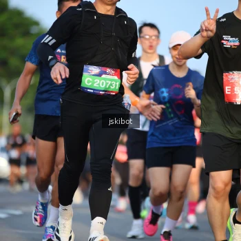 Runner Photo 3707985