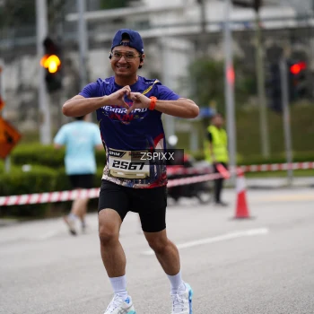 Runner Photo 3707987