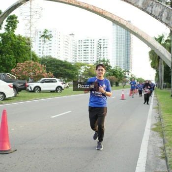 Runner Photo 3707996
