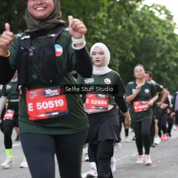 Runner Photo 3708007