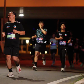 Runner Photo 3708008