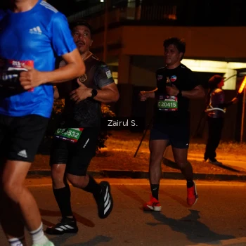Runner Photo 3708009